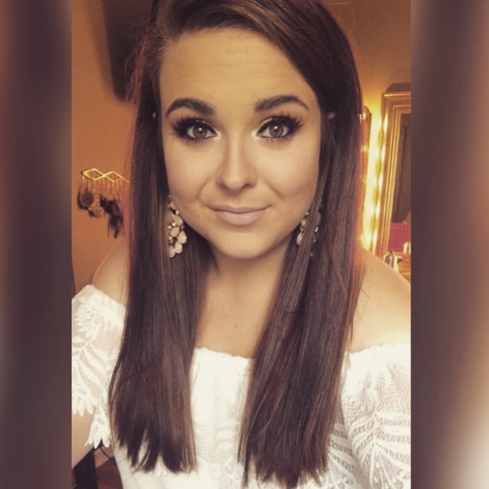 Meet your Posher, Hannah